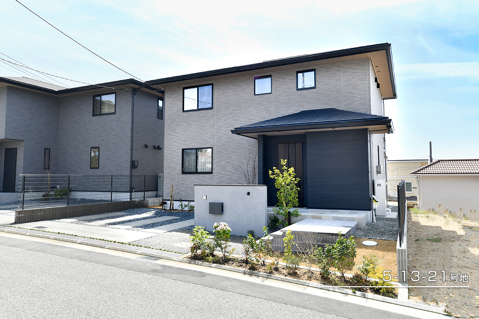 セキュレア寶塚山手臺東　（本店木造住宅事業部）(分譲住宅)