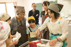 集會所での料理教室